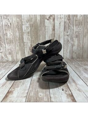 🖤 Columbia Amphibious Sandals with Adjustable Closure Padded Heel Strap sz 7